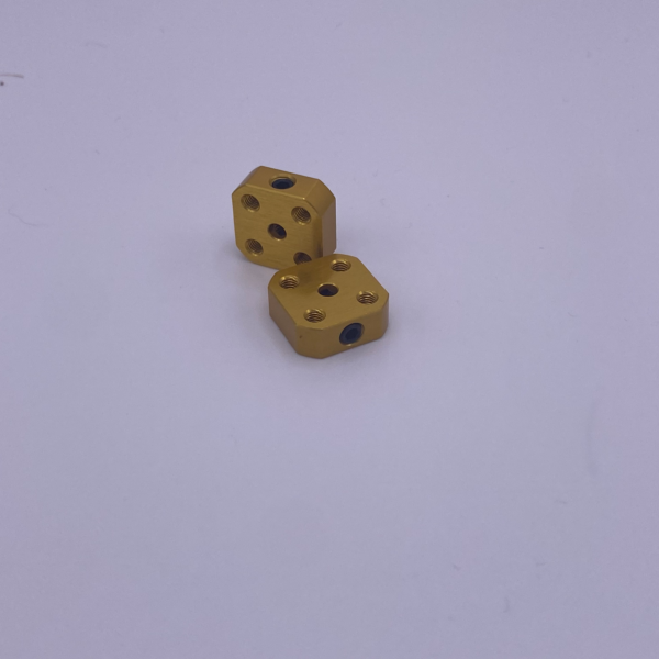 Repeat Custom Screw Hub - 4mm (par) - Image 6